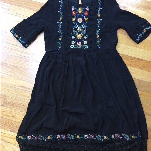 Embroidered Black and Floral Dress by Les Amis - Picture 3 of 5